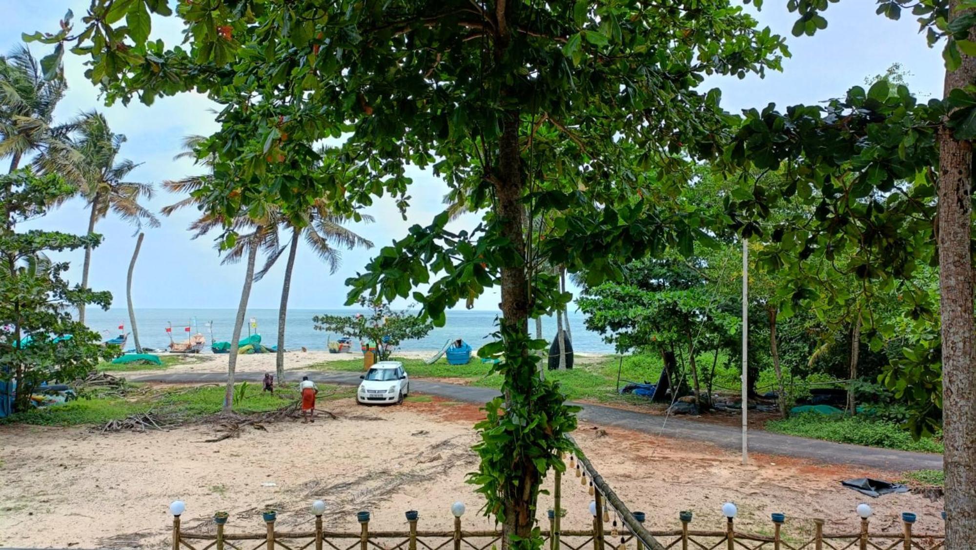 Marari Blue Whale Beach House Alappuzha Exterior foto